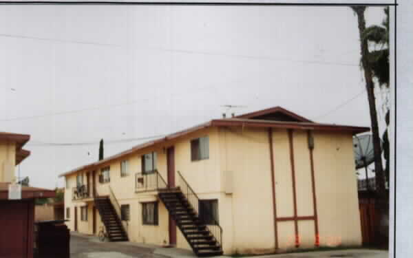 13534 Ramona Blvd in Baldwin Park, CA - Building Photo