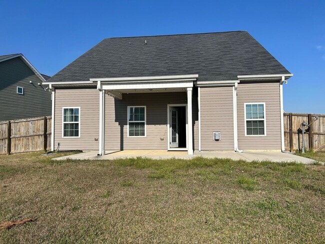 2120 Courtland Dr in Fayetteville, NC - Building Photo - Building Photo