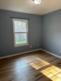 6579 Sinclair St photo'