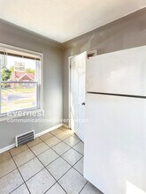 12076 Laing St in Detroit, MI - Building Photo - Building Photo