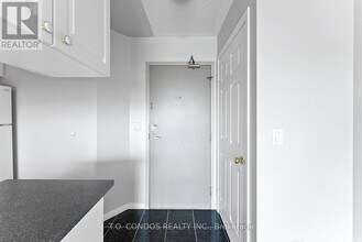 909 Bay St. in Toronto, ON - Building Photo - Building Photo