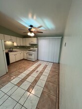 803 E Holaway Dr in Tucson, AZ - Building Photo - Building Photo