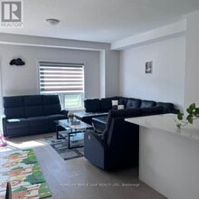 235 Lormont Blvd in Hamilton, ON - Building Photo - Building Photo