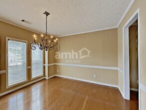 340 Sunderland Cir in Fayetteville, GA - Building Photo - Building Photo