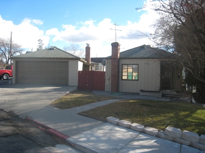 1380 N Sierra St in Reno, NV - Foto de edificio