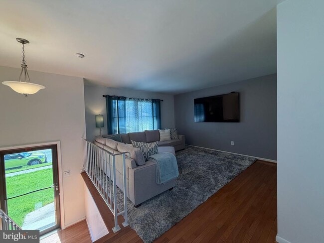 18 Jameson Ln in Pikesville, MD - Building Photo - Building Photo