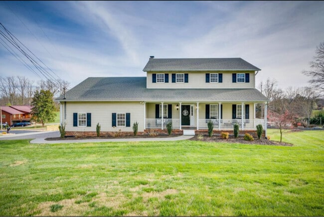 property at 109 Lake Haven Dr