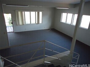 1037 Noelani St in Pearl City, HI - Building Photo - Building Photo