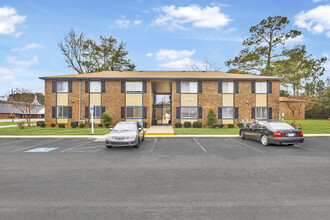 Vue Apartment Homes in Fayetteville, NC - Building Photo - Building Photo