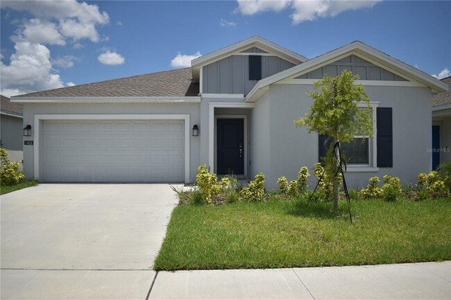 property at 1406 Deepwater Cir