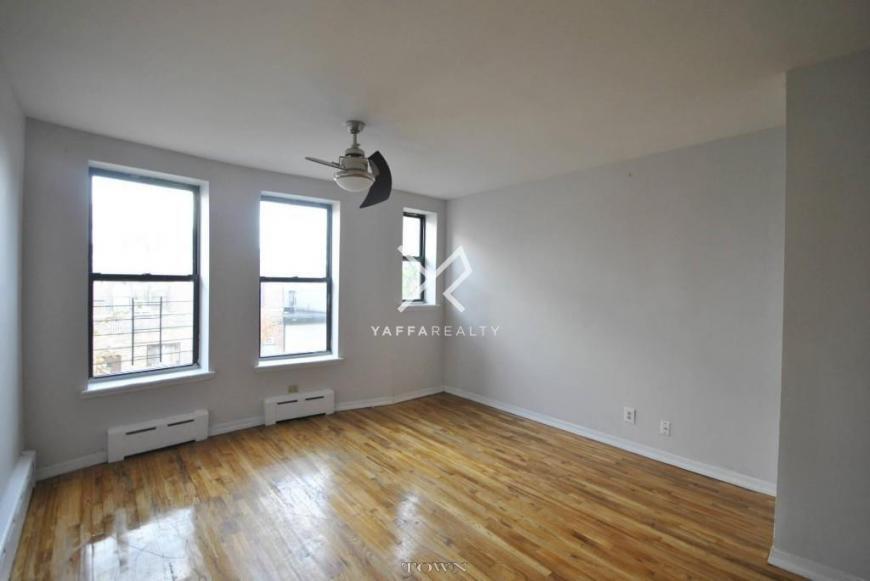 784 St Johns Pl in Brooklyn, NY - Building Photo
