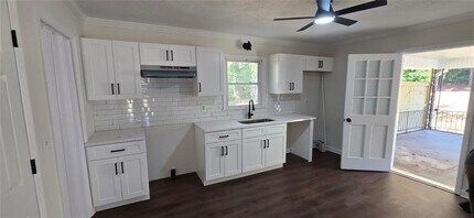 1240 Mimosa Cir in Mableton, GA - Building Photo - Building Photo