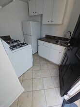 65 Roswell Ave. in Long Beach, CA - Foto de edificio - Interior Photo