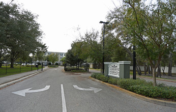 Lansdowne Terrace Apartments in Lutz, FL - Building Photo - Building Photo