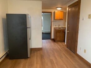 29 Commercial St in Lynn, MA - Building Photo - Building Photo