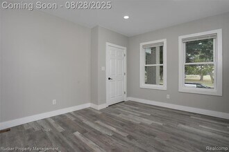 5122 W Chicago, Unit Apt 2 in Detroit, MI - Building Photo - Building Photo