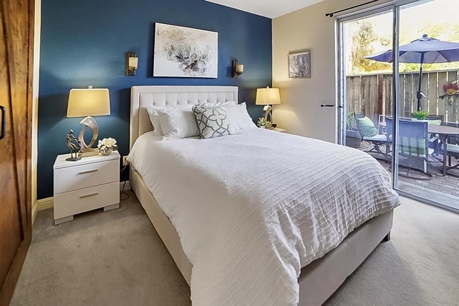 421 Cork Harbour Cir in Redwood City, CA - Building Photo - Building Photo