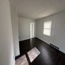 5246 Maryland St in Detroit, MI - Building Photo - Building Photo