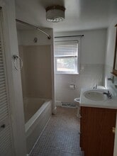 98 Forge Village Rd, Unit Fl 1 in Westford, MA - Building Photo - Building Photo