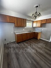 11263 Edgemont Ave in Warren, MI - Building Photo - Building Photo