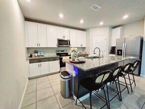 1219 Zambrana Ct in Winter Haven, FL - Building Photo - Building Photo
