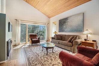 1200 Pepper Pike St in Ann Arbor, MI - Building Photo - Building Photo
