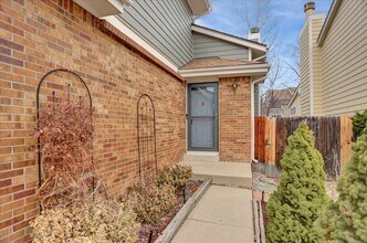 1570 S Syracuse St in Denver, CO - Building Photo - Building Photo