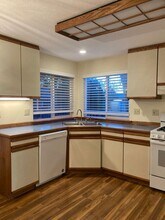 214 Hillsdale Dr in Newberg, OR - Building Photo - Building Photo