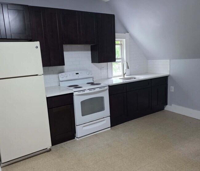 116 Locust St