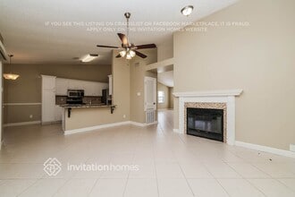 1503 Attleboro Ln in Brandon, FL - Foto de edificio - Building Photo