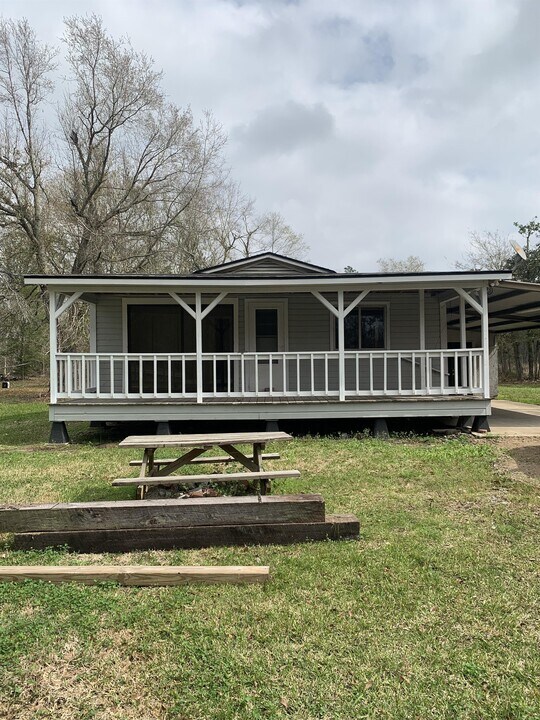 664 Kim St in Sulphur, LA - Building Photo