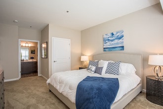 The Landings at Meadowood Apartment Homes in Baldwinsville, NY - Building Photo - Building Photo