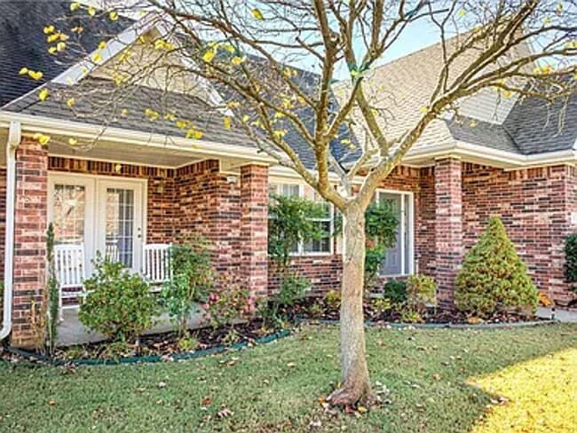 6567 Elizabeth Ave in Springdale, AR - Building Photo - Building Photo