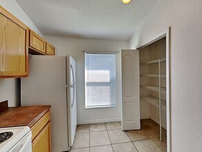 1406 Orlando Pl in Kissimmee, FL - Building Photo - Building Photo