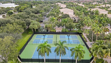 2802 Sarento Pl in Palm Beach Gardens, FL - Building Photo - Building Photo