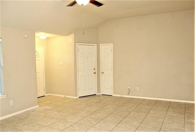 19746 Cozy Cabbin Dr in Katy, TX - Building Photo - Building Photo