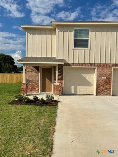 property at 1701 Montell St