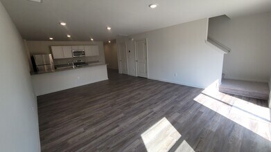 1902 Prosperity Dr in Newton, NC - Building Photo - Building Photo