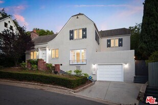 3479 Oak Glen Dr in Los Angeles, CA - Building Photo
