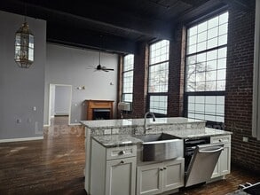 324 Allen St in West Hazleton, PA - Building Photo - Building Photo