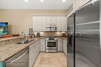 423 SW 16th St in Fort Lauderdale, FL - Building Photo - Building Photo