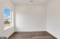 2418 W Jefferson St photo'