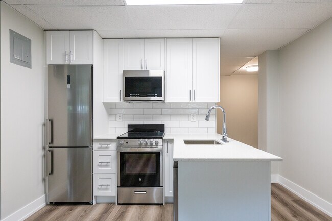 36 Talbot Street in Kitchener, ON - Building Photo - Interior Photo