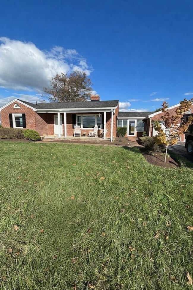 property at 5421 Broad Run Rd