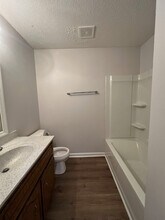 116 Ballygar St, Unit B in Clarksville, TN - Foto de edificio - Building Photo