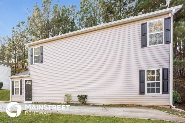 6115 Forrest Ave in Union City, GA - Foto de edificio - Building Photo