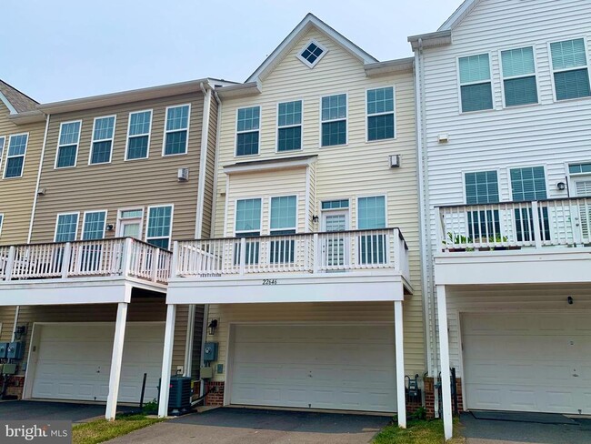 22646 Wispy Green Terrace in Ashburn, VA - Building Photo - Building Photo
