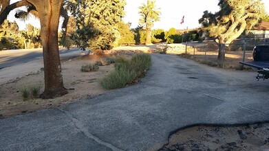 56633 Bonanza Dr in Yucca Valley, CA - Building Photo - Building Photo