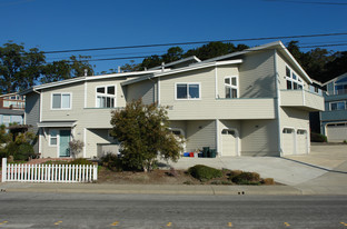 489 Avenue Alhambra Apartments