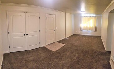 5730 S 900 E-Unit -1 in Murray, UT - Building Photo - Building Photo